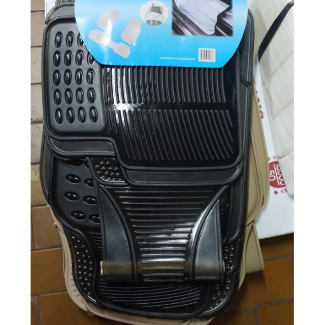 Karpet mobil universal warna semoke
