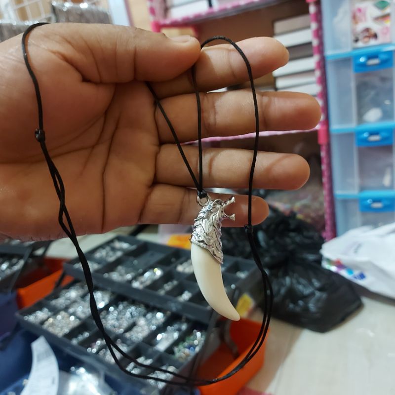 KALUNG TALI BANDUL TARING NAGA