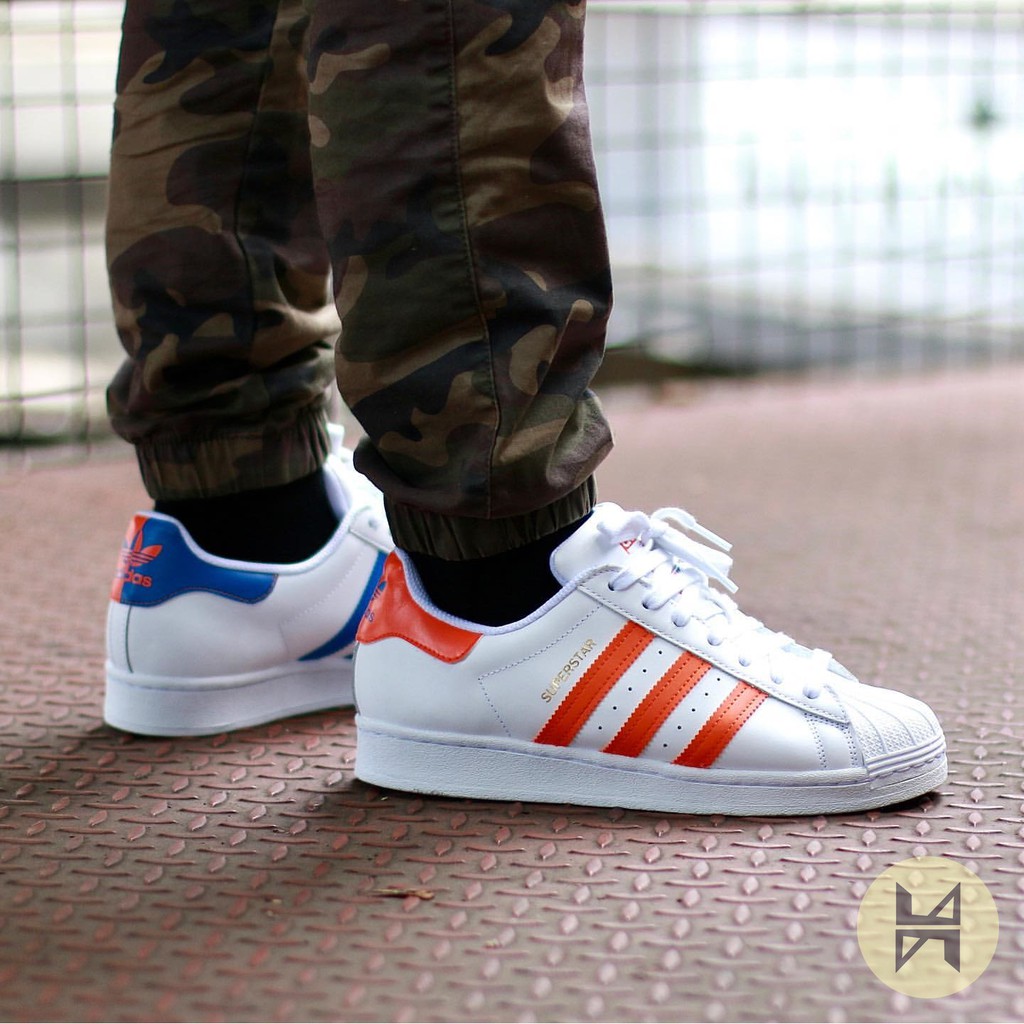 adidas superstar split