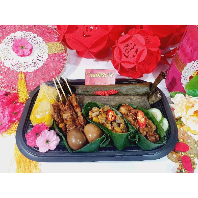 

LONTONG CAP GOMEH TRAY MEDIUM