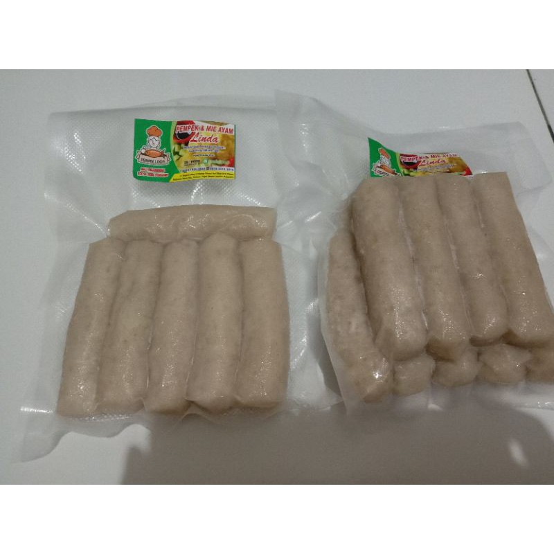 

Pempek Lenjer Frozen 6pcs&10pcs+cuko