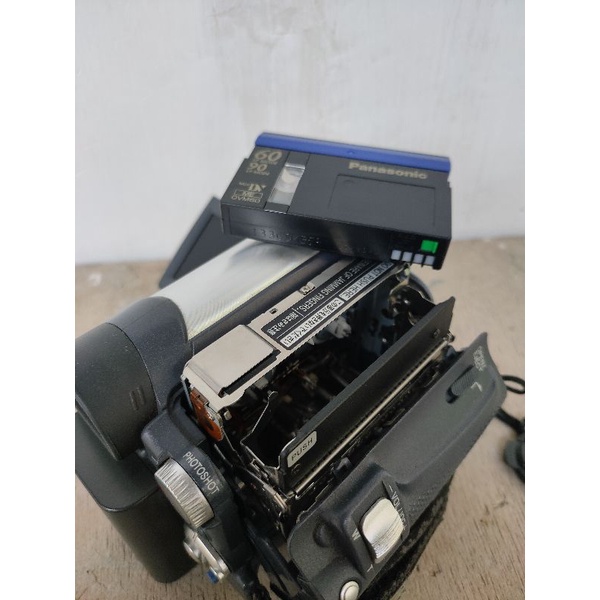 PANASONIC NV-GS11 Mini DV Camcorder