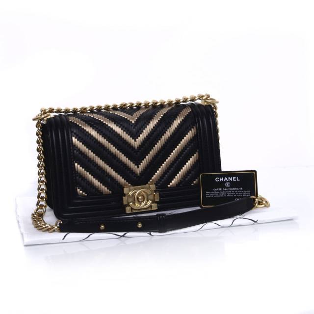 Ready ♥️ Chanel Boy Metallic Chevron Black Gold 6308V Semprem Authentic