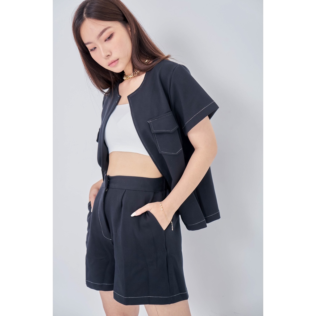 [TAVIA] SKYLAR SET  / SETELAN WANITA / BAJU SET CELANA PENDEK-Black