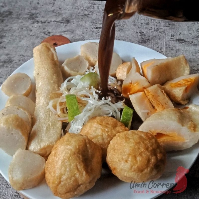 

Umin Corner Pempek Tenggiri 360g