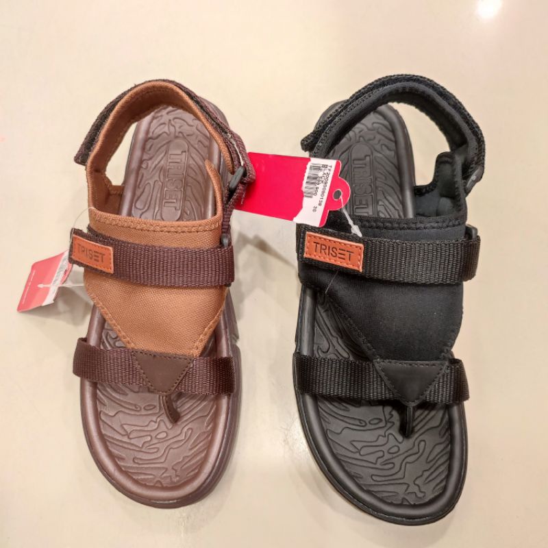 Triset sepatu sandal