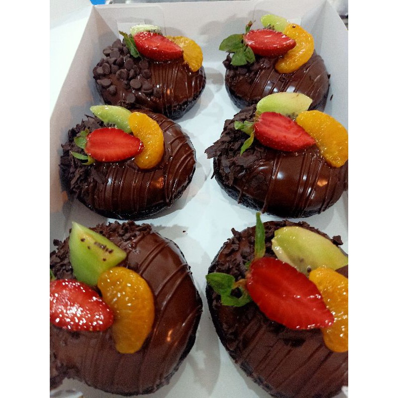 

Donat Blackforest Buah - Isi 6pcs