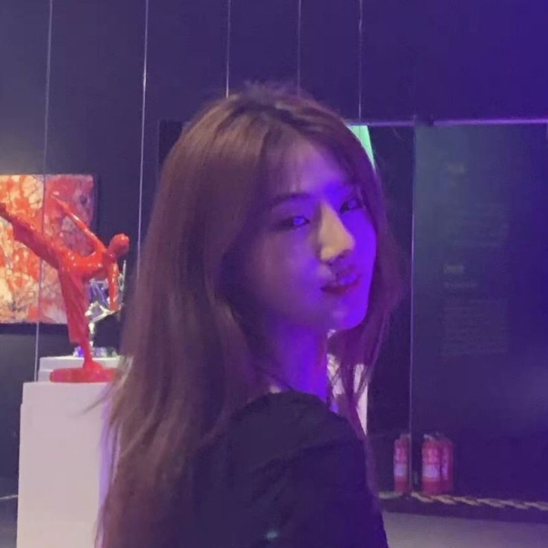 booked yujin hoodie