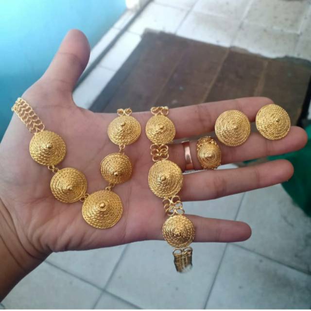 Set Borobudur Emas LM/London 24K kadar 99,9%