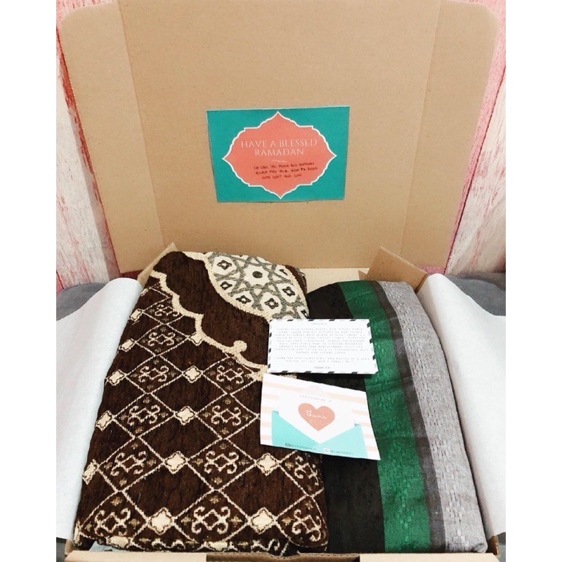 

hampers gift box kado ultah kado wisuda kado wedding