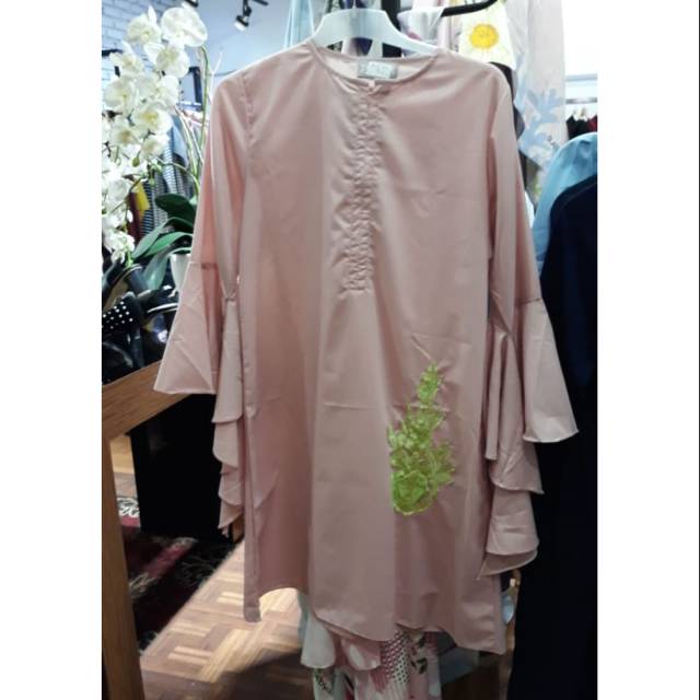 Tunik radwah pink sale ❌Booked Nurul wahyu❌