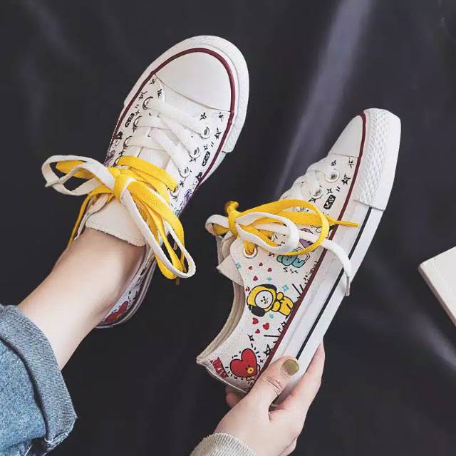  SEPATU  CONVERSE  CT BT21 KARAKTER  MADE IN VIETNAM HITAM 