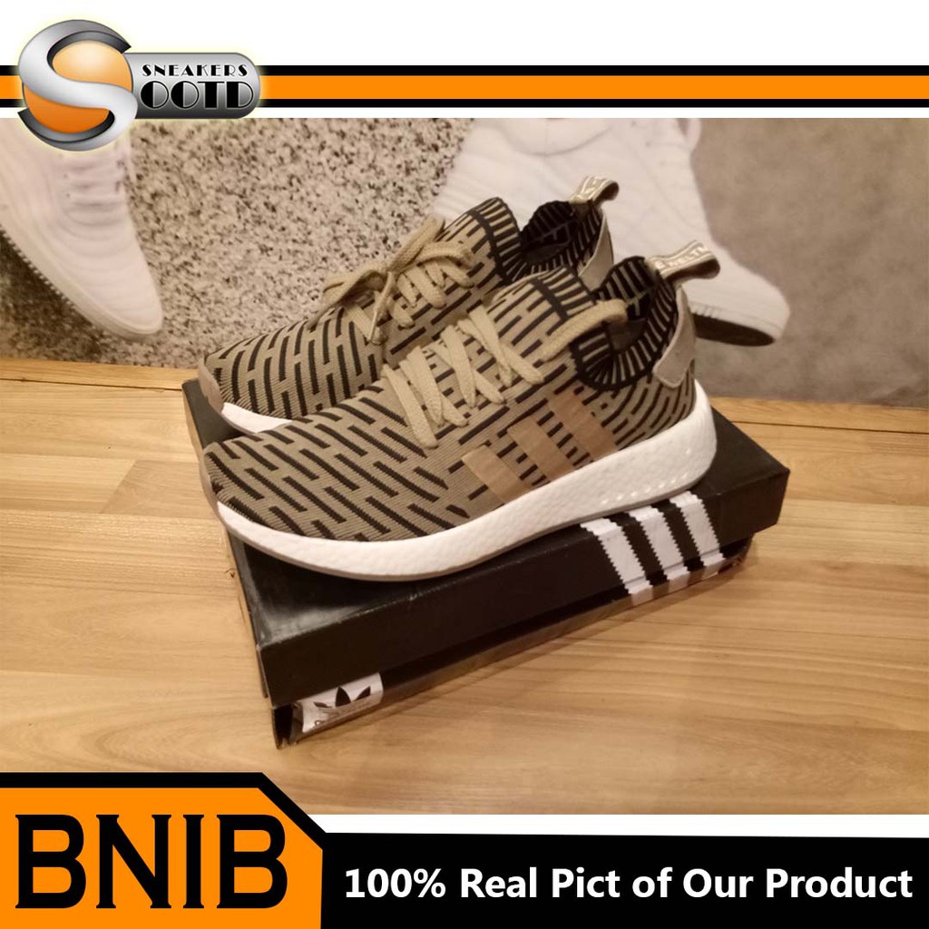 Sneakers Casual Adidas Nmd R2 Pk Olive - Hijau Putih