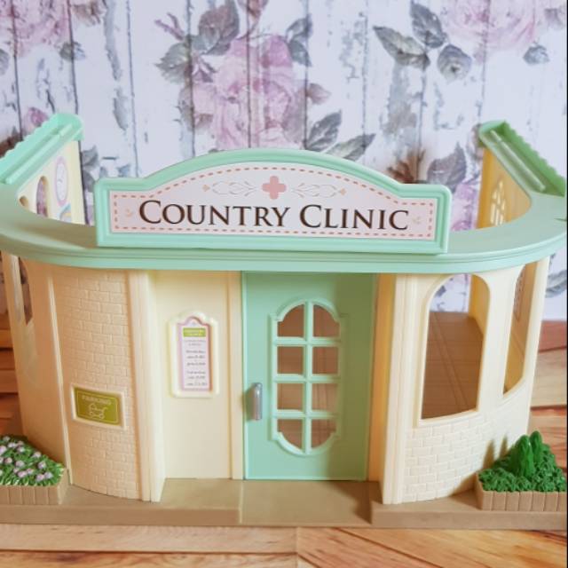 Sylvanian doctor clinic + acc preloved