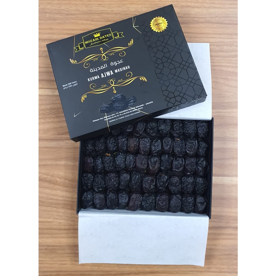 

Kurma Nabi Ajwa Premium Asli Madinah Besar Manis Berkhasiat Oleh Oleh Haji Umroh 500gr