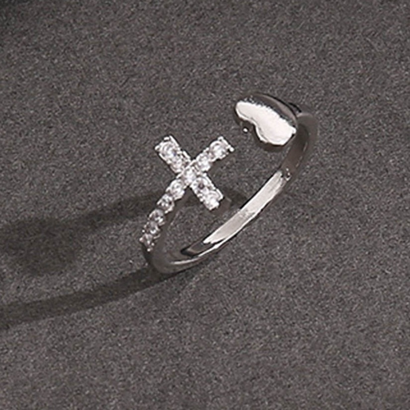 Cincin Model Terbuka Desain Hati Silang Geometris Adjustable Warna Silver Aksen Berlian Imitasi Untuk Wanita