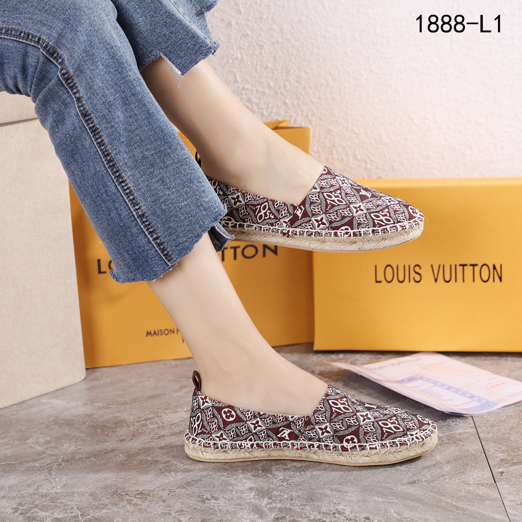 Shoes  1888-L1