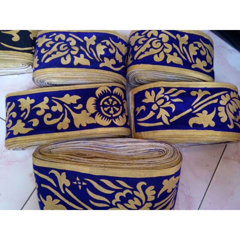 Sabuk prada pengantin bali