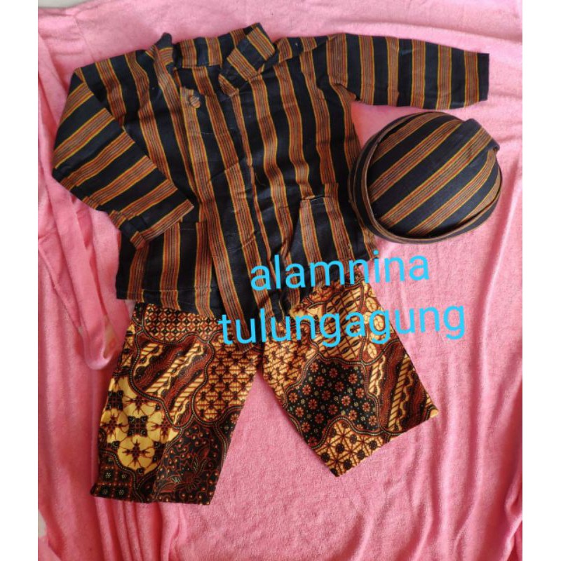 setelan celana batik baju lurik sorjan Surjan blangkon lurik