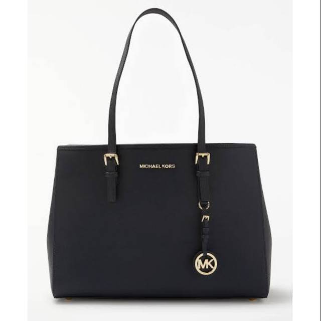 Tas wanita hitam MK Besar
