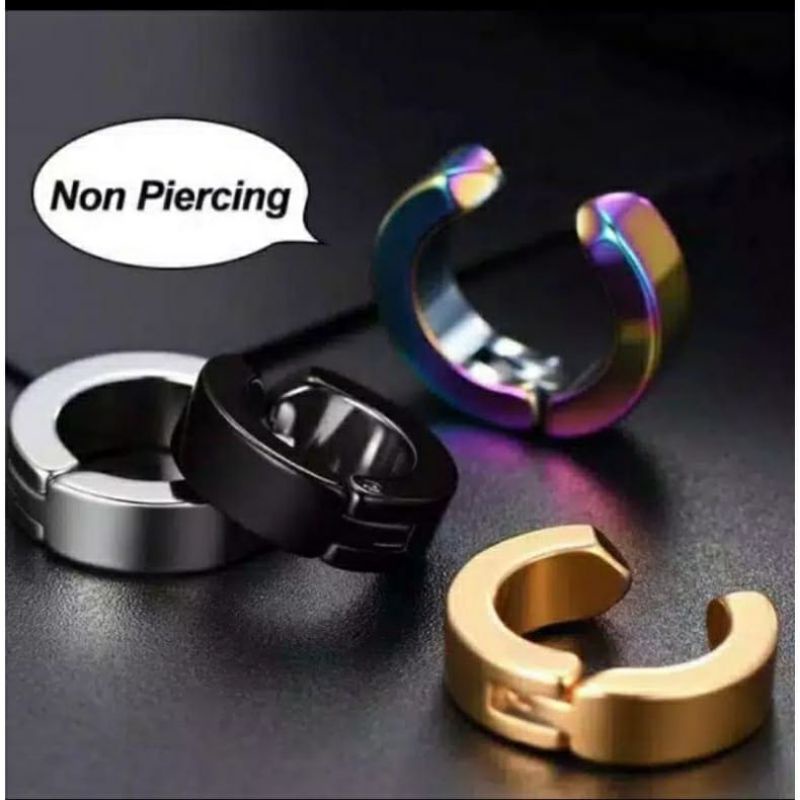 Anting jepit Warna Silver dan Hitam Titanium Cewek Cowok