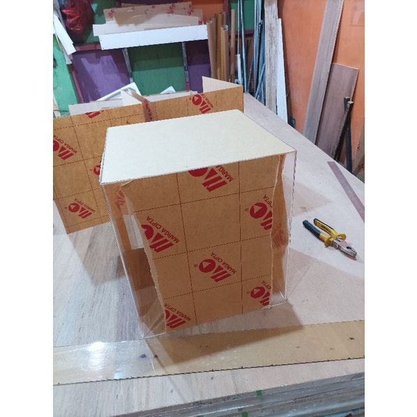 Kotak Seserahan Akrilik