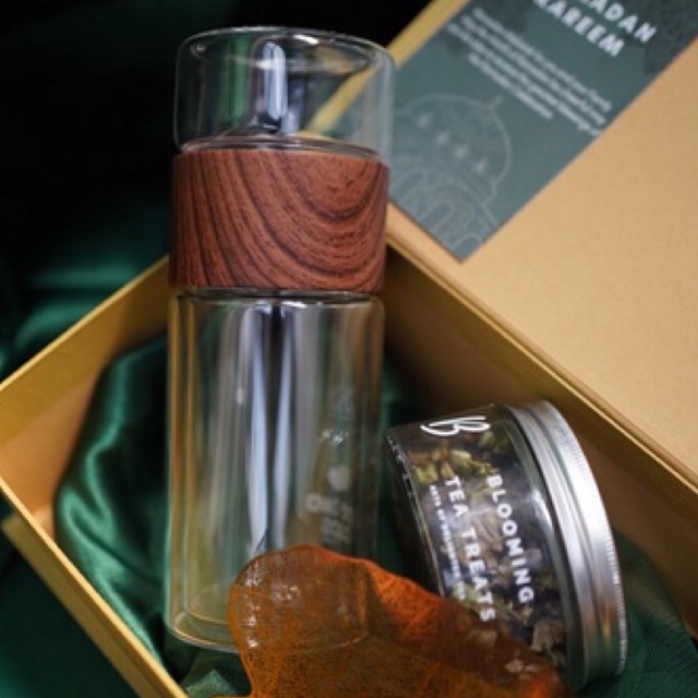 Bundle Hampers Tea Bottle infuser &amp; Tea Jar