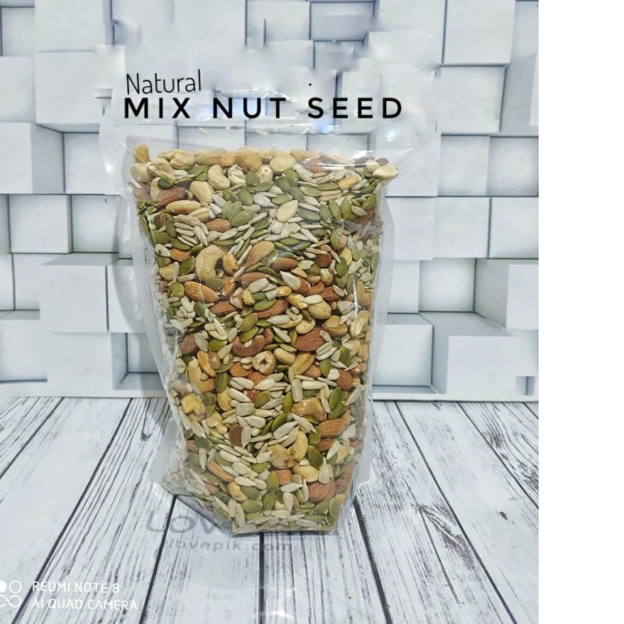 

10.10 COD MIX NUT SEED 250gr - Almond Cashew Pumpkin Sunflower