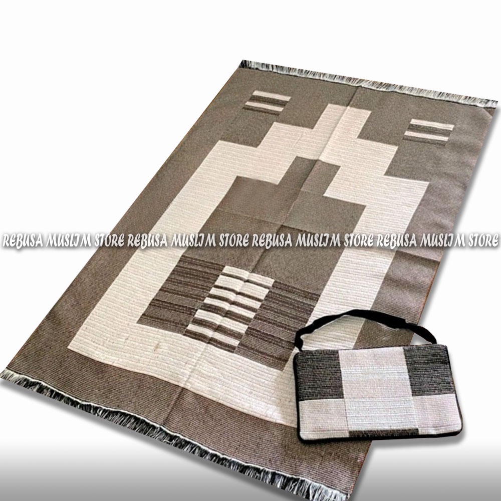 Sajadah Travel Jumbo Ukuran 110x70cm Menyatu dengan tas by Rebusa Muslim Store