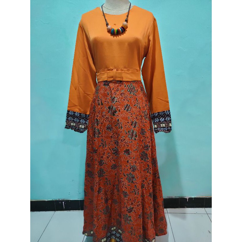 Baju Muslim / Gamis Kombinasi Batik