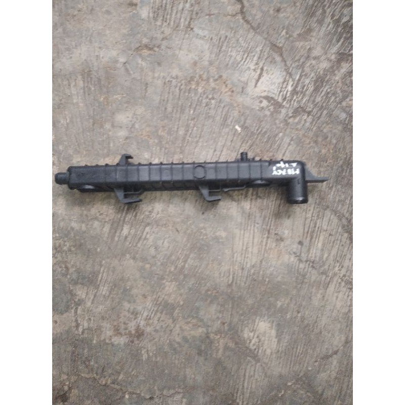 Uppertank Radiator mercy A140