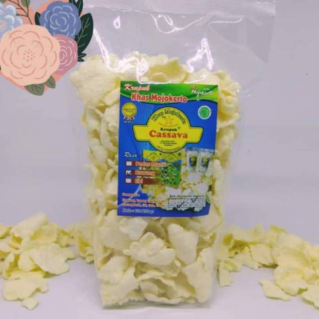 

Kerupuk Cassava terbuat dari tepung singkong, irit minyak rasa renyah