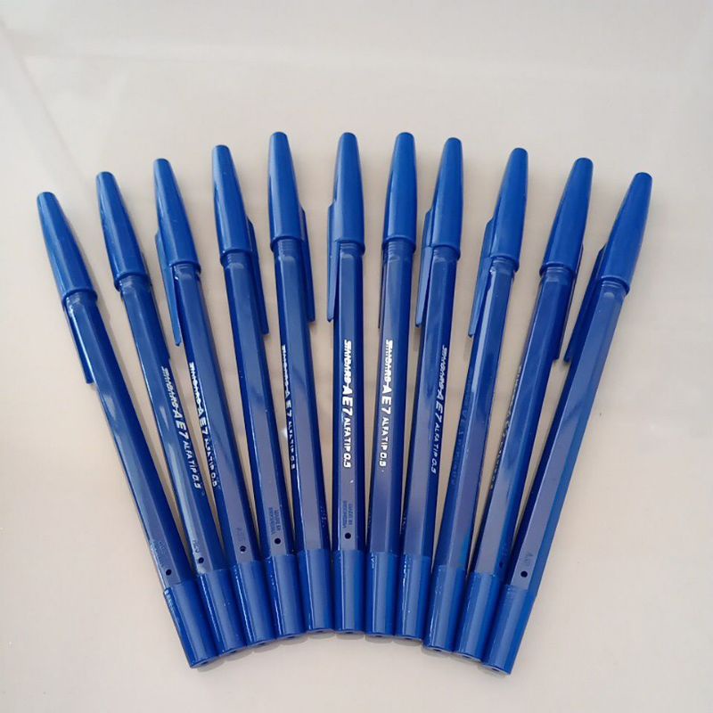 

(1 pcs) BOLPEN BIRU STANDARD AE7