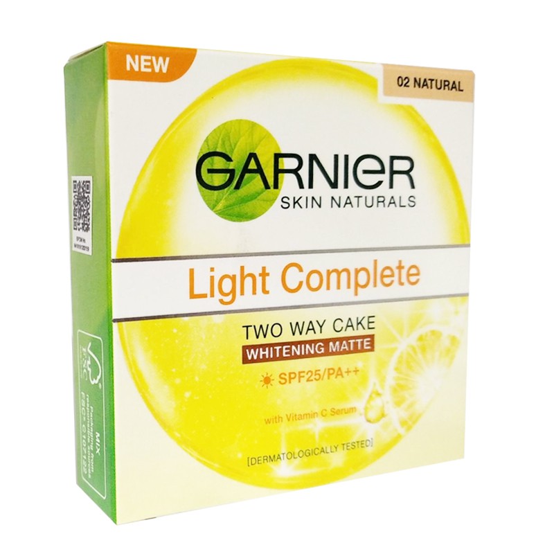 Garnier Light Complete Two Way Cake Whitening Matte 02. Natural