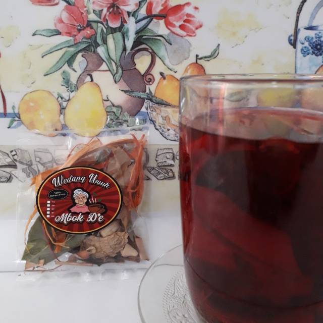 

Jamu Tradisional Wedang Uwuh Mbok D'e, Segar, Berkhasiat
