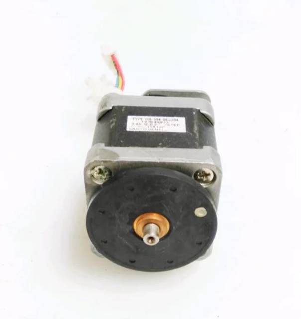 stepper motor sanyo denki 123K38200 Type 103-594-05XD02 0.9 deg