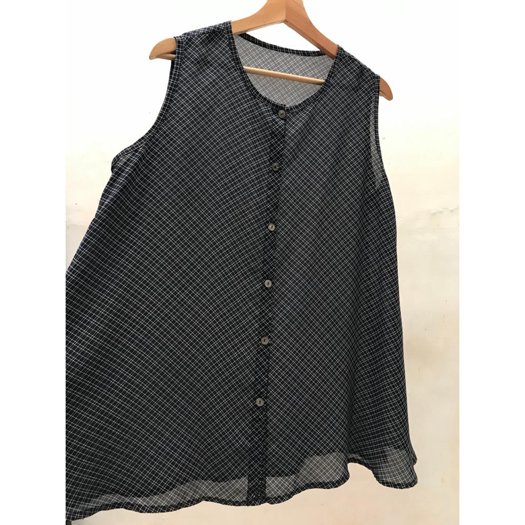 Preloved Navy Pattern Blouse - Navy