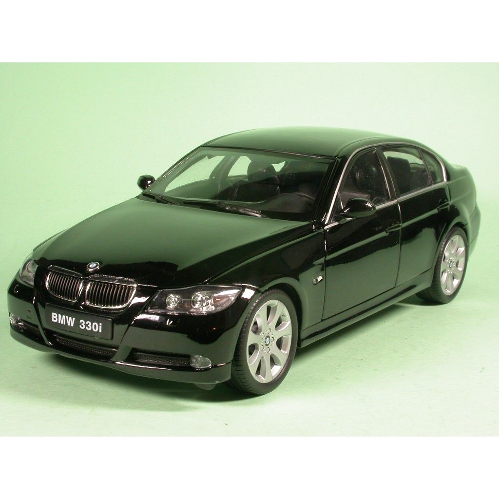 Diecast Miniatur Mainan Mobil Welly Nex BMW 330i Hitam 1:24