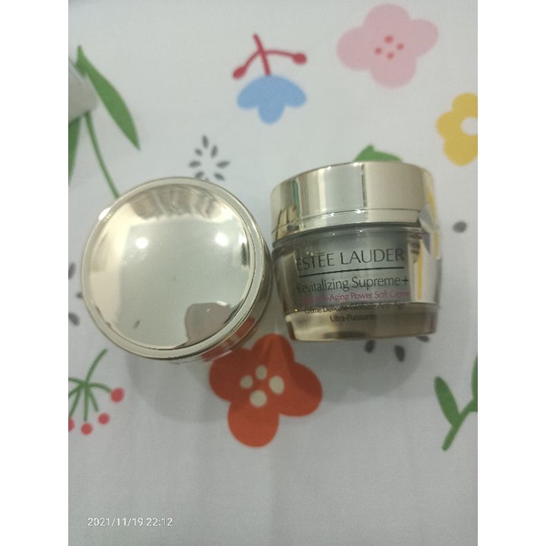 Estee Lauder Revitalizing Supreme +