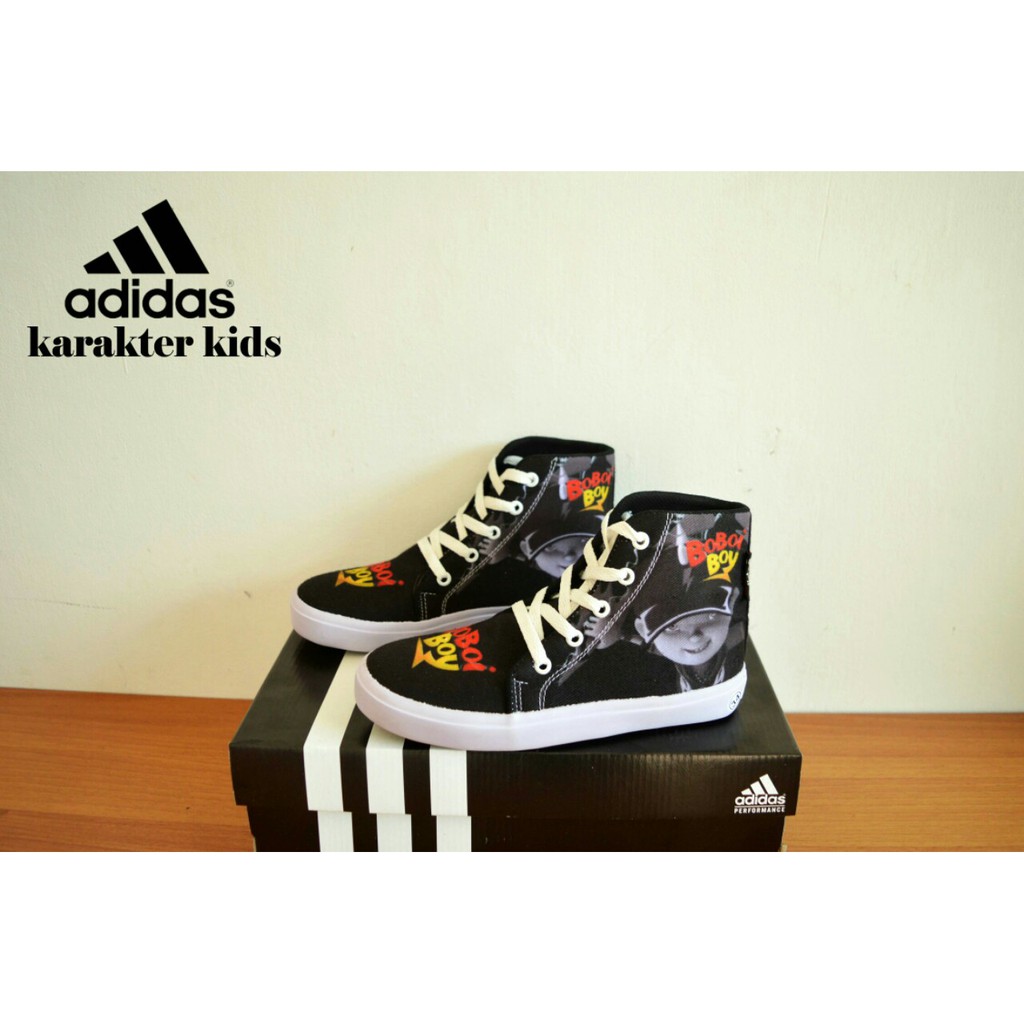 Sepatu anak Karakter boboiboy Adidas