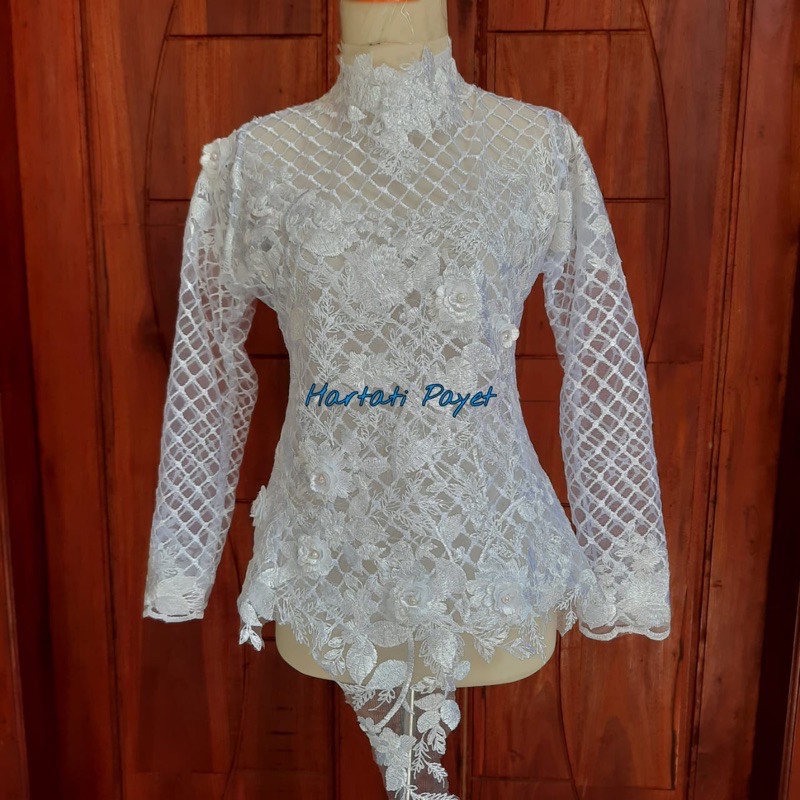 (Ready dan PO) Kebaya Atasan Bunga 3D Tulle Kotak / Kebaya Modern / Kebaya Wisuda / Kebaya Gaun