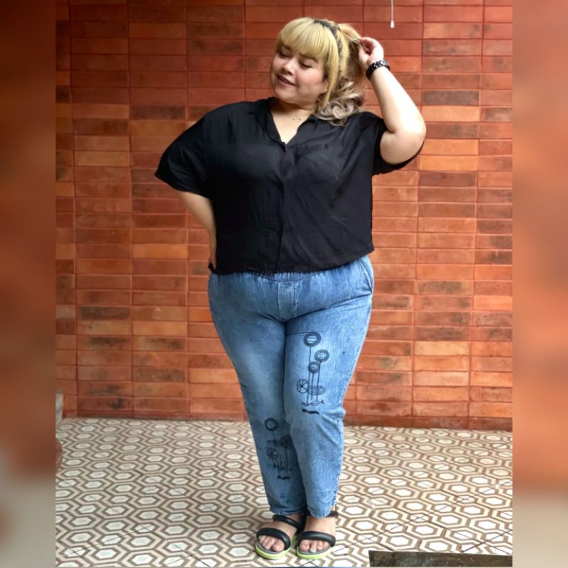 Celana Jumbo Sandwash Bahan Jeans Denim Muat Bb 70-120kg Bawahan Wanita Big Size Trendy-Kipas snow blue XXL