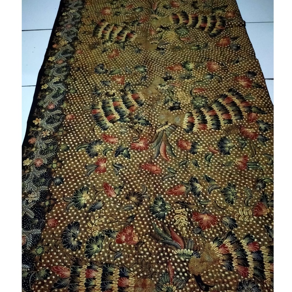 Kain Batik Tulis Asli Motif Merak Bulu Mata Pinggiran Motif Rumput Laut