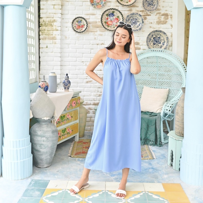 Marley Dress - Maxi Dress Pantai Korea Backless Polos Basic Adem Flowy dan Nyaman