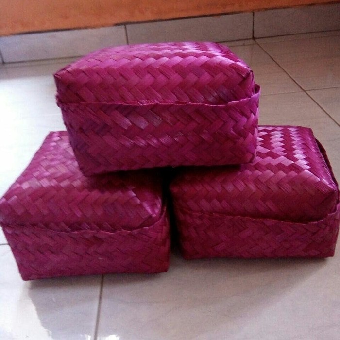 

[ Halodul ] Besek warna 20x20cm | besek bambu hampers lebaran