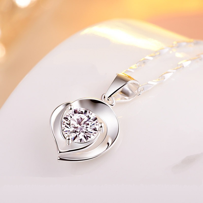 [Ready Stock]Fashion Heart Shape with Diamond Necklace Heart Necklace