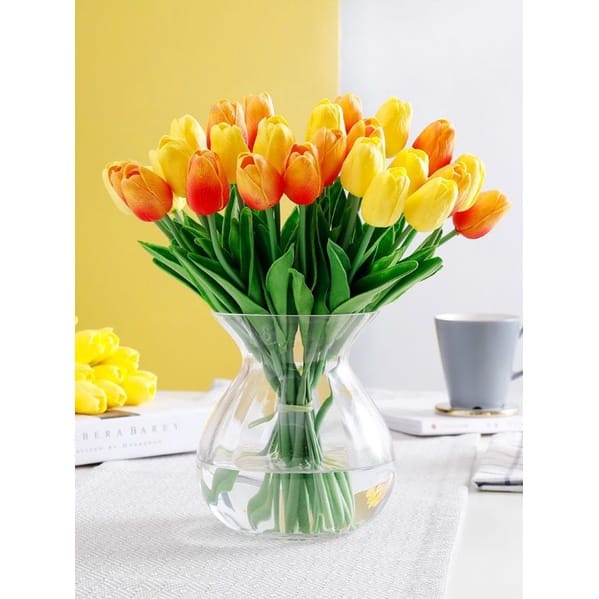 Bunga Tulip Latex / Artificial Tulip Lily Mawar Bunga Tulip Terompet Lili Hiasan Palsu Plastik Dekorasi Rumah Kamar Pesta PER 1 TANGKAI