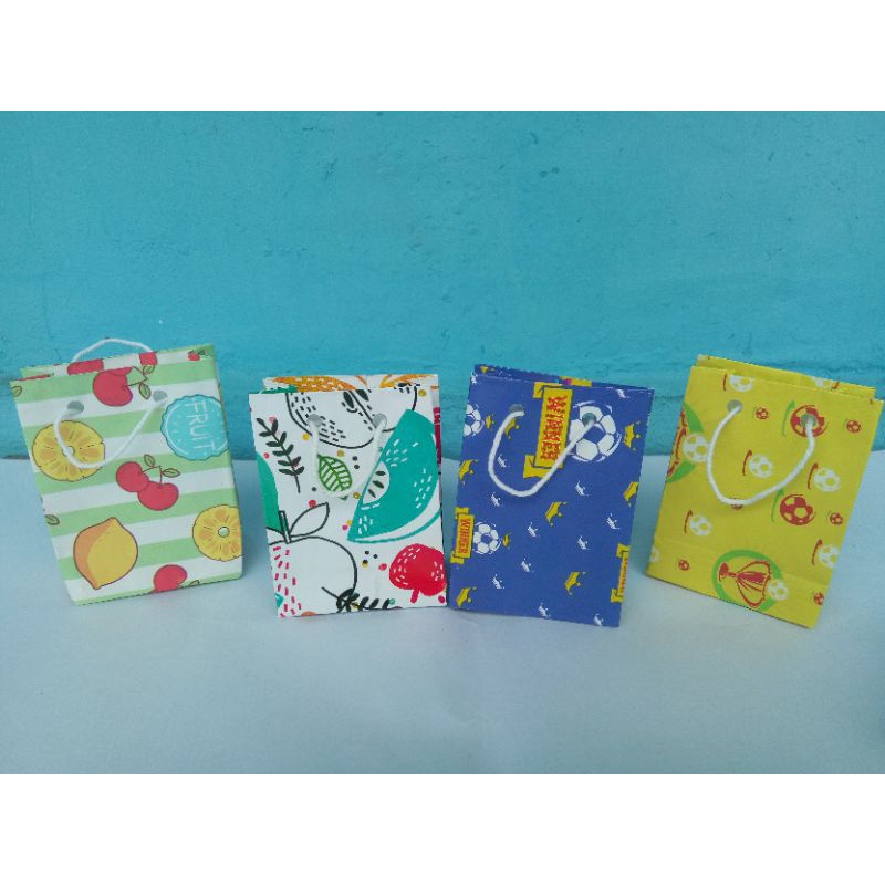 

TEMPAT TELUR KERTAS KADO / MINI PAPER BAG / PAPER BAG