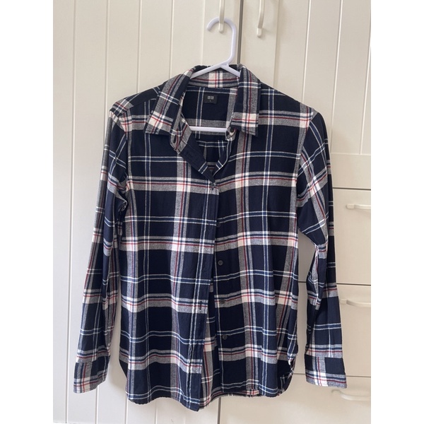 [Preloved] Kemeja Flanel Uniqlo Wanita