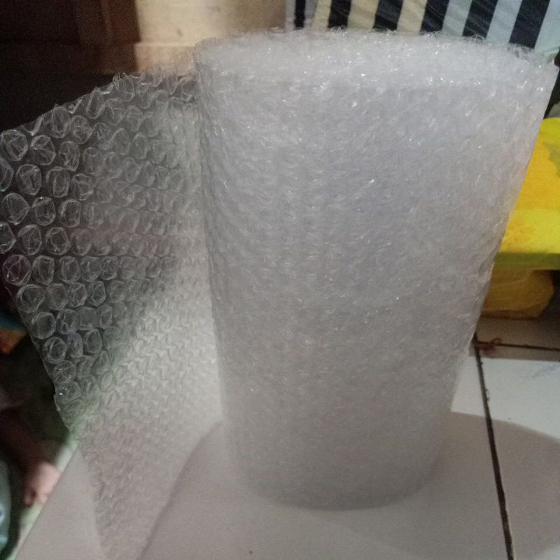 

extra packing bubble wrap agar paketan lebih aman terutama untuk bahan kue